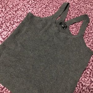 Grey tank top